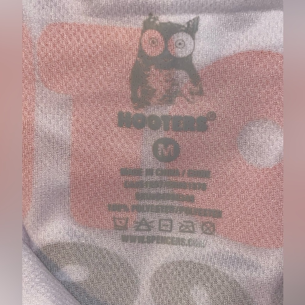 Hooters Makes You Happy Baseball Jersey - Picture 3 of 3